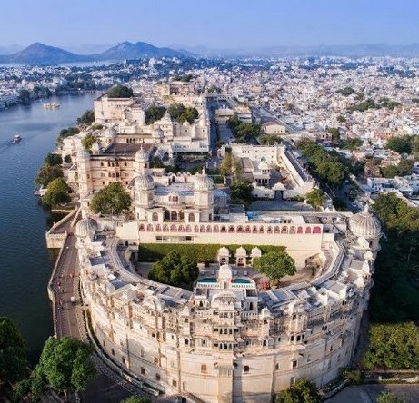 Taxi Service in Udaipur